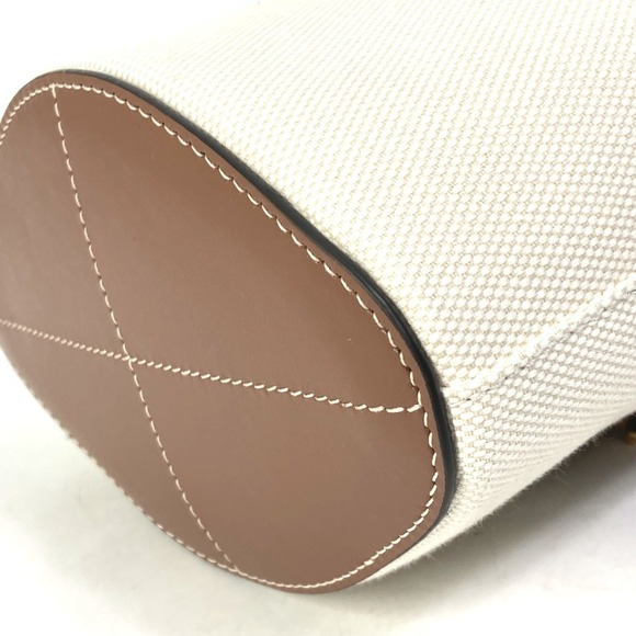 BURBERRY Beige Tote Bag - Picture 6 of 10